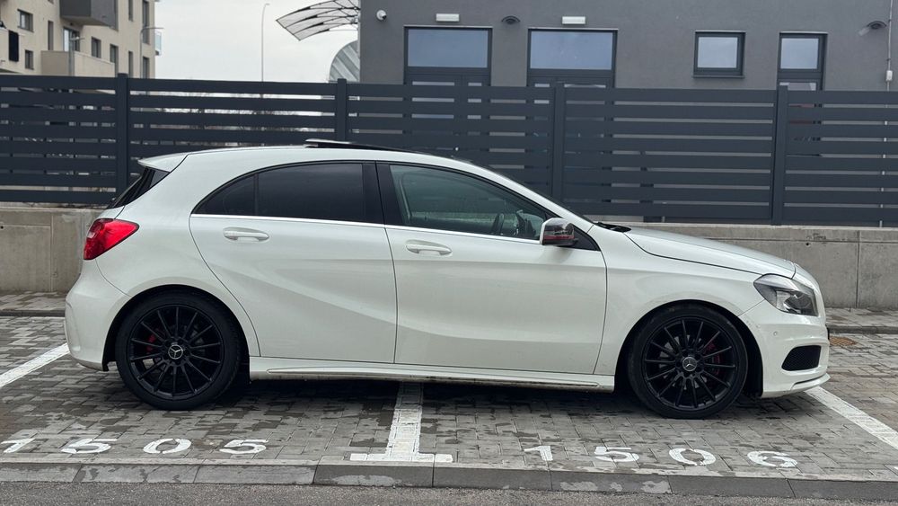Mercedes-Benz A 200 Pachet AMG| Automat | Panoramic