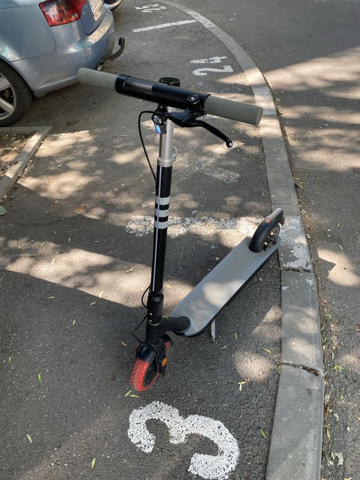 Trotineta  Okai  utilizata personal