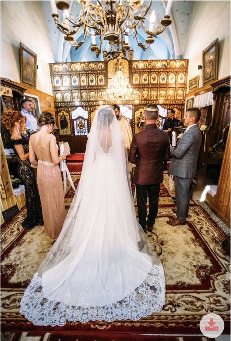 Rochie de mireasa tip A line