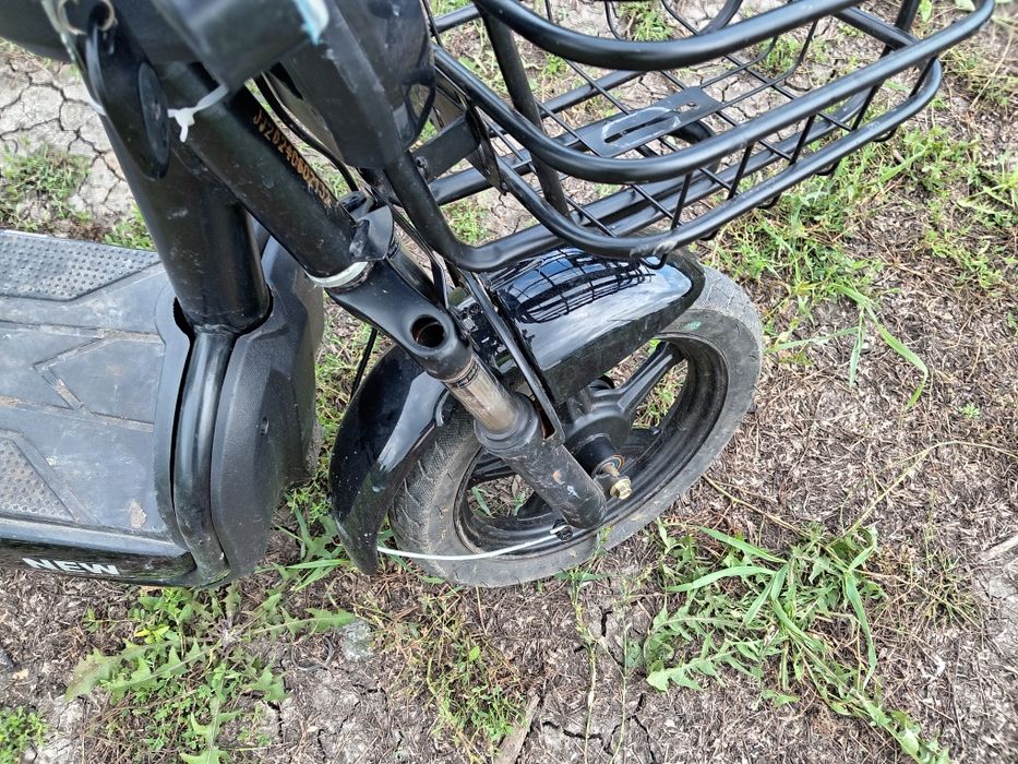 Продам электроскутер цена 85000тг