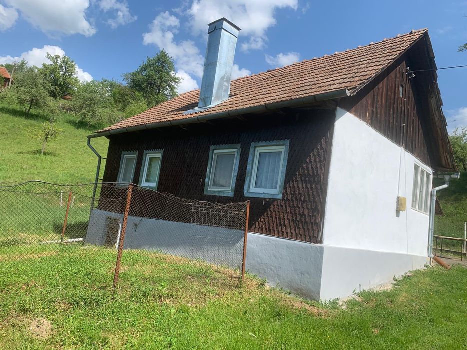 Casa la munte de închiriat- Brazesti, Alba