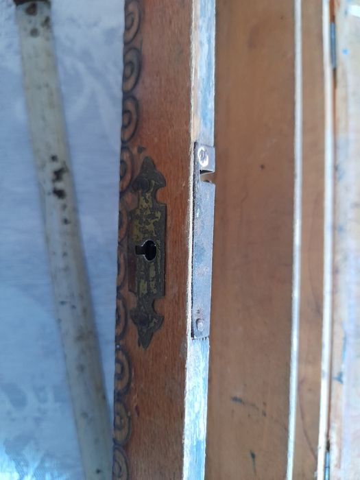 Ножка,магнит,отварачка,парфюм,моливник