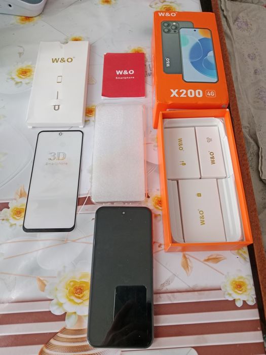 Смартфон w&0x200