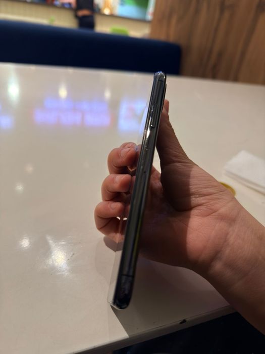 Iphone x-10 64gb 75akb