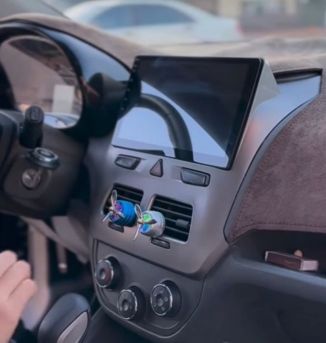 Рамка для кобальт монитор 10.2 дюйм дефлектор труба в комплекте