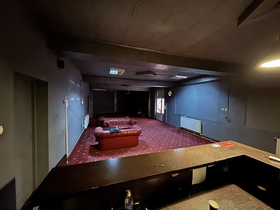 De Inchiriat Spatiu Comercial Central.