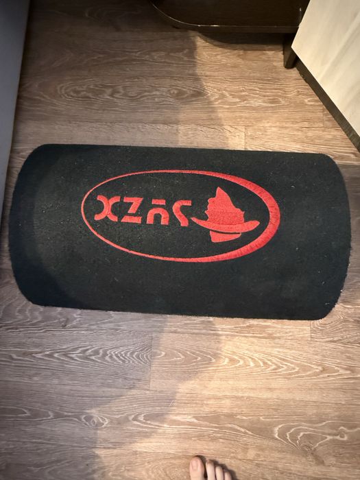 Продам сабвуфер.