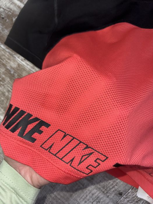 Нов комплект Nike pro  XS