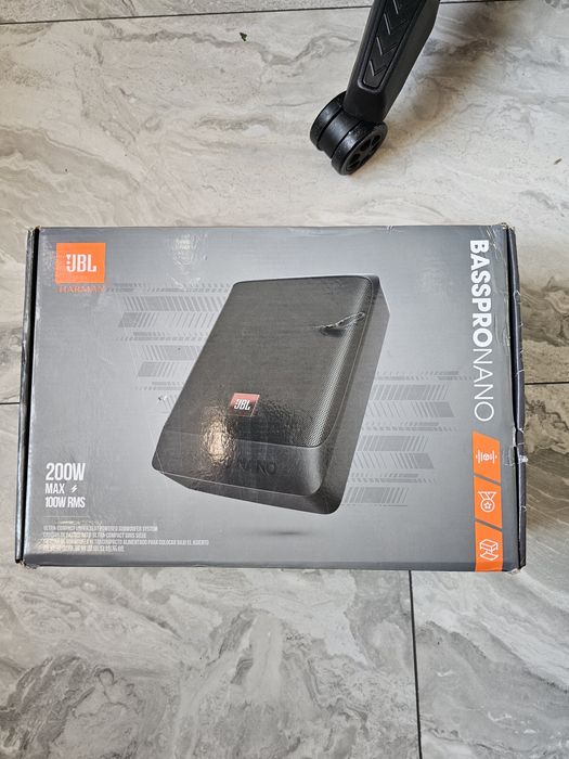 Subwoofer auto JBL activ nou sigilat