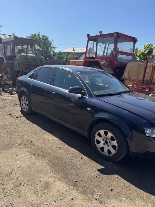 Dezmembrez audi a4b6