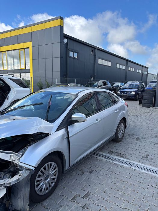 Dezmembram Ford Focus 3 1.0 ecoboost din 2015