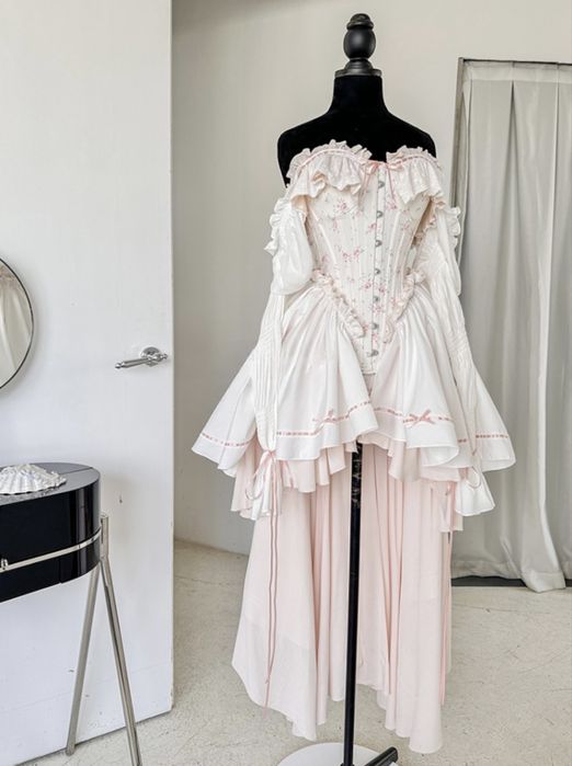 Прокат платьев вечених бальных