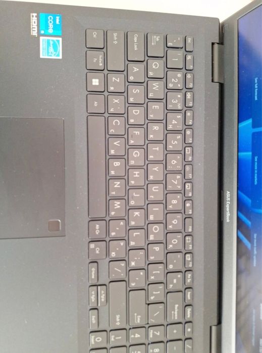 Ноутбук ASUS ExpertBook i7 16 GB RAM |SSD 512GB| Состояние отличное