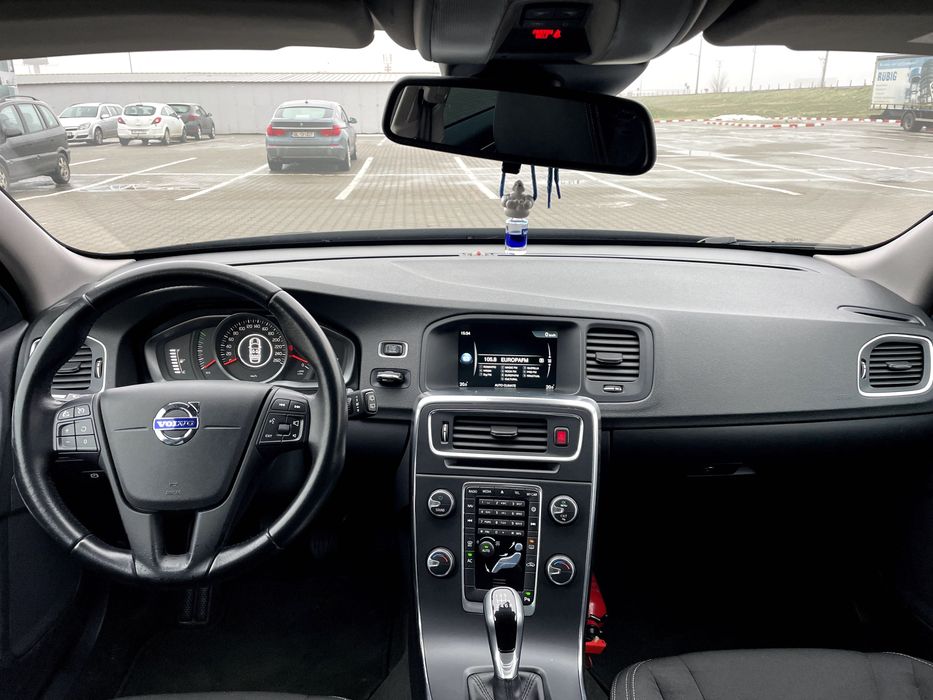 Volvo V60 D2 2.0D 120 CP