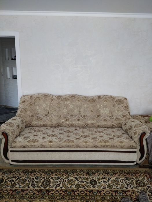 Продам диван тройка