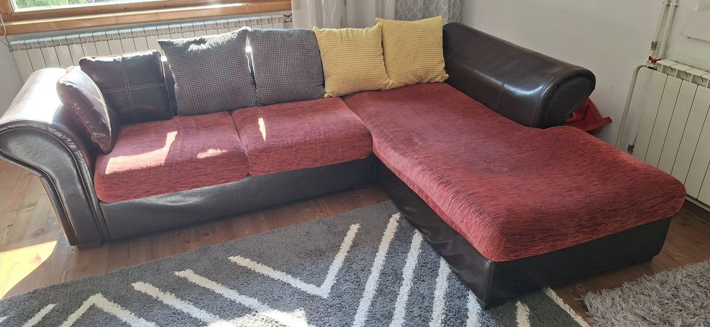 Диван с дължина външно 270см