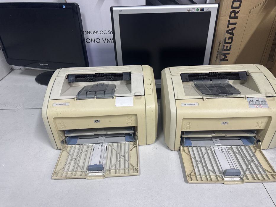 Принтер HP 1018