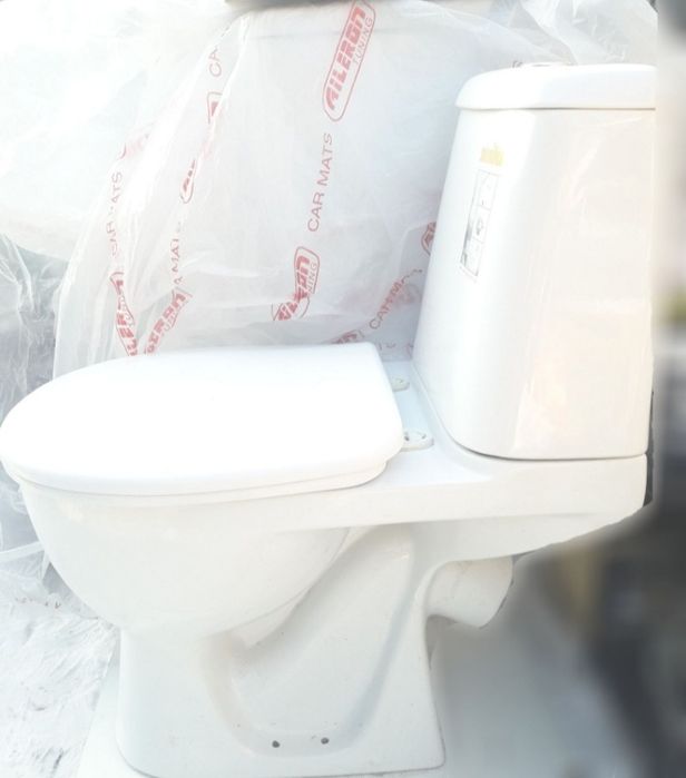 Продам унитаз Sanita