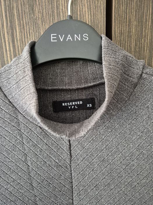 Дамски рокли  RESERVED