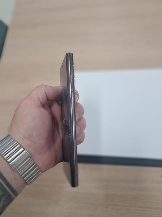 Продам Samsung S22 Ultra 128г