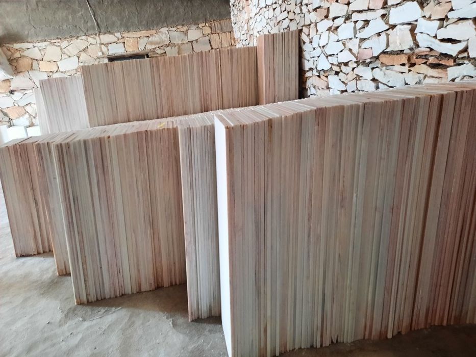 Mramor (marmar), Granit va Korka