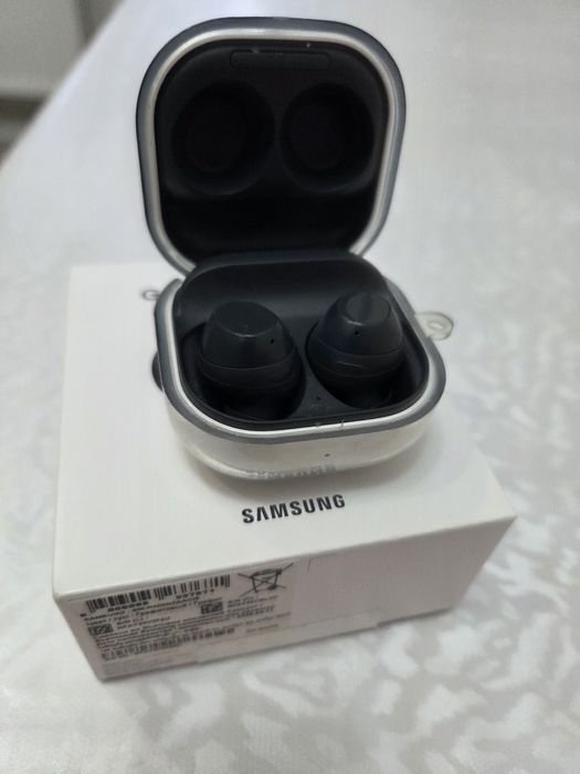 Наушники Samsung Galaxy Buds FE