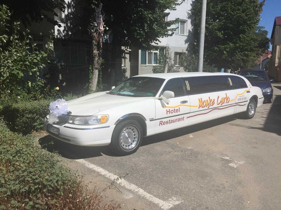 LINCOLN Town Car 2000 — imagine 3
