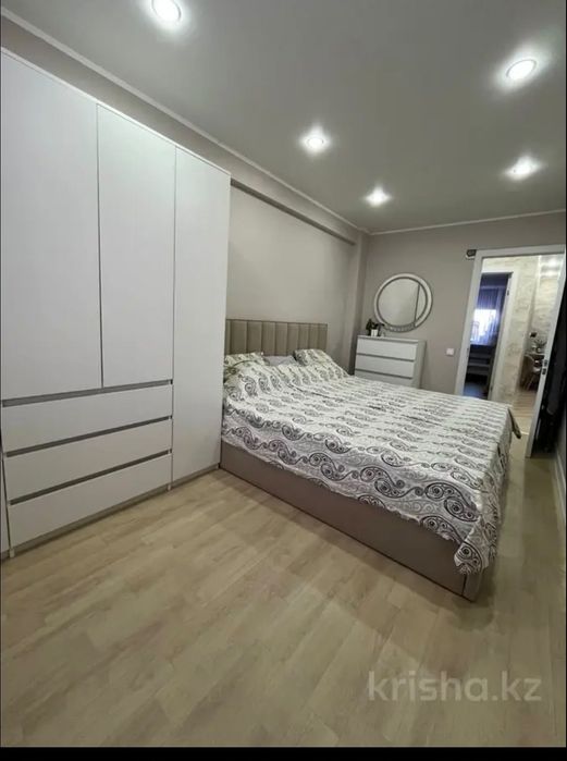 Продам квартиру 3 х комнатную