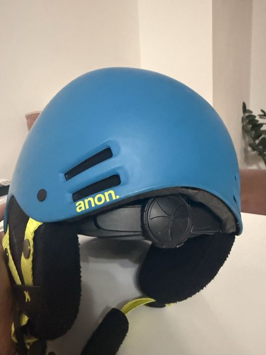 Шлем подростковый anon.