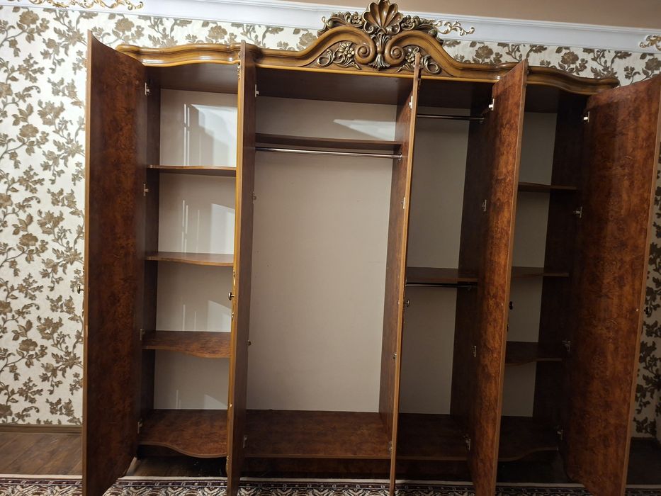 Dubayiski spalni garnitur