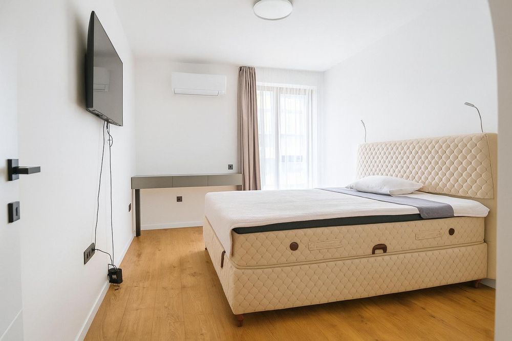 Продава се Четиристаен апартамент в Пловдив, Каменица 2 - 131 кв.м за 2214 €/кв.м - Снимка #3