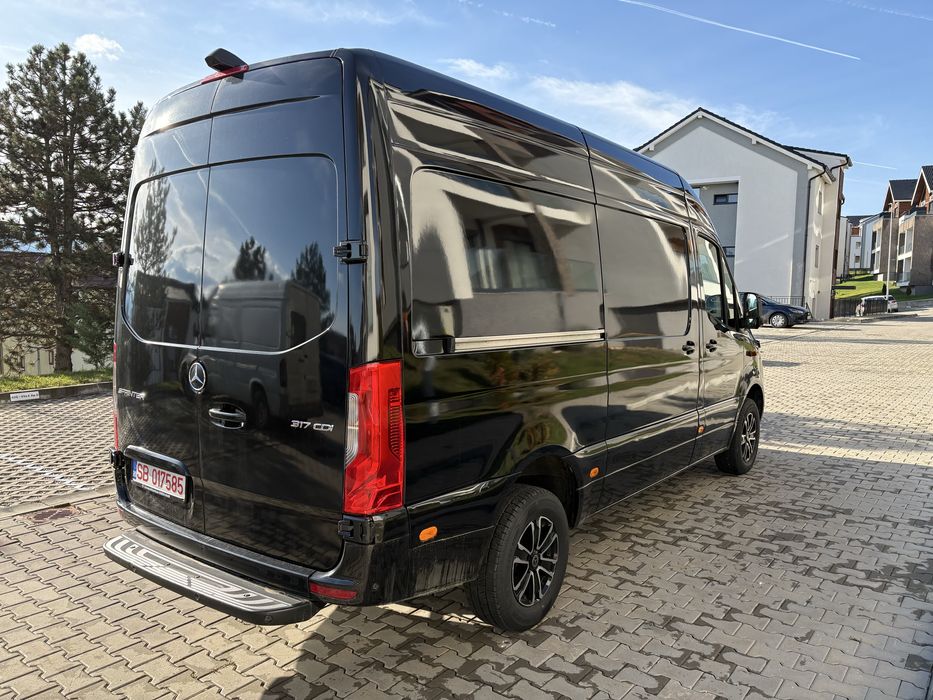 Vand Sau Schimb cu apartament garsoniera Mercedes Sprinter 317