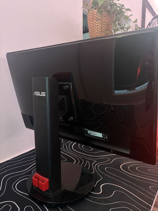 Monitor Asus 24” 144Hz