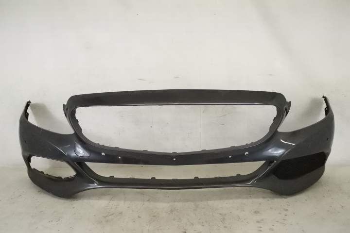 Оригинална предна броня със сензори и лява решетка на проектора в добр