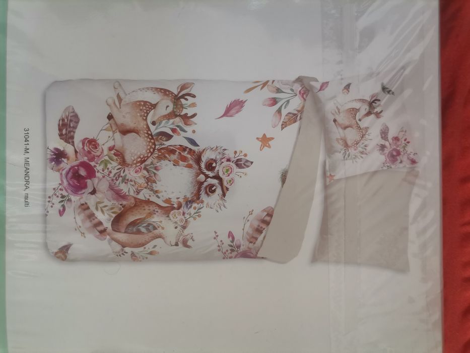 Красив спален комплект от две части 140/200