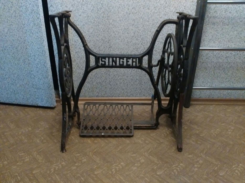 Швейная машинка ZINGER