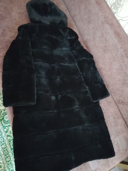 Продается шуба мутоновый, размер 48