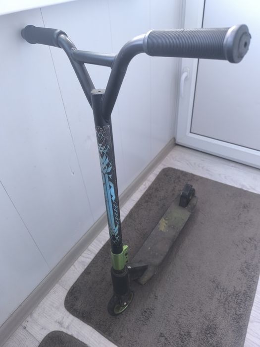 Самокат трюковой