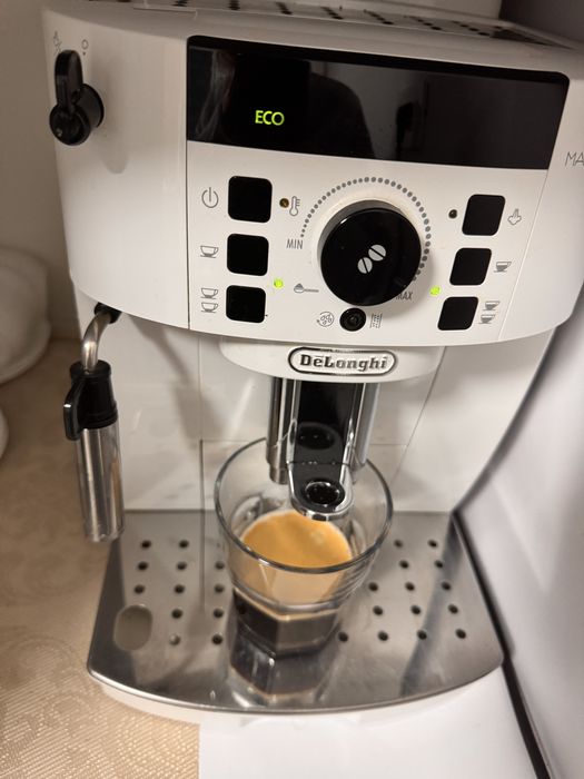 Espressor automat De’Longhi Magnifica S
