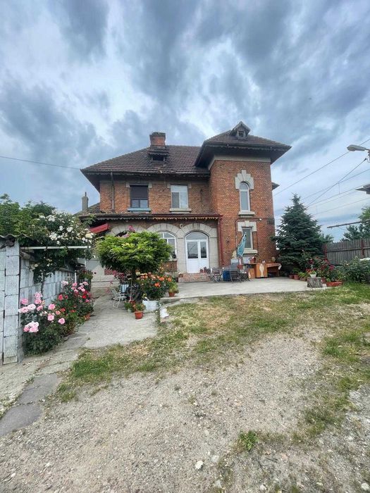 Vând apartament 2 camere Buzau - Dorobanți