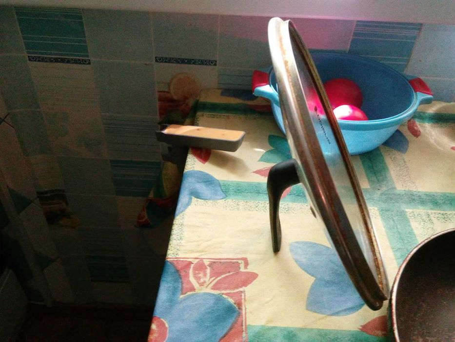 сковорода Polaris 26 см со стеклянной крышкой