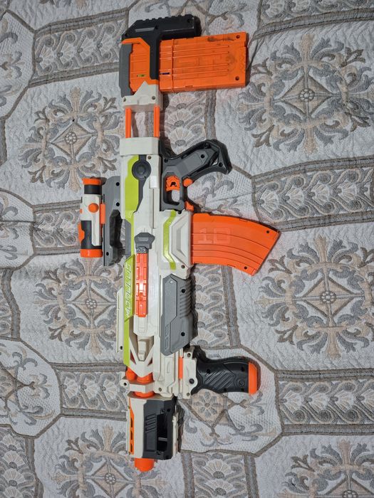 Продам бластеры NERF