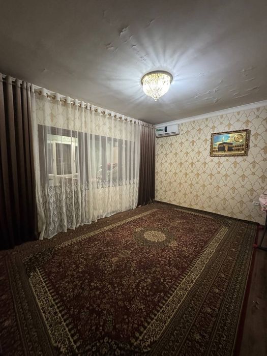 Чиланзар 13-квартал  .2/ 9/ 9/.  отд вход