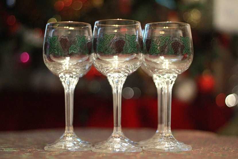 Винтажные фужеры "Виноград" тонкое богемское стекло. Комплект 6 штук