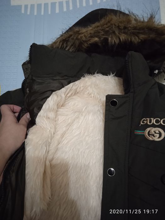 Продам детскую куртку