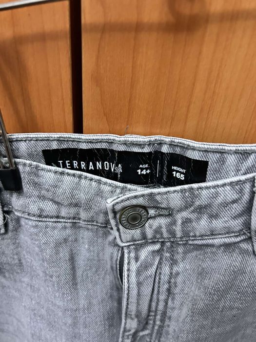 Къси дънкови панталони