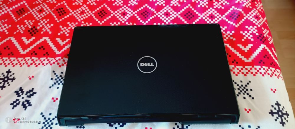 Лаптоп Dell Studio 1555