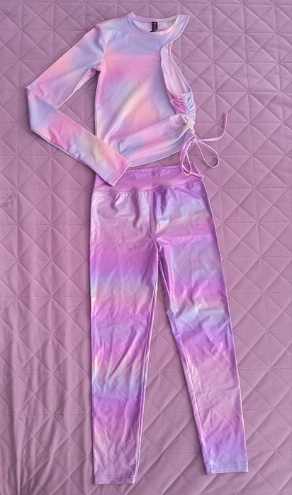 Costum fetita 8-9 ani