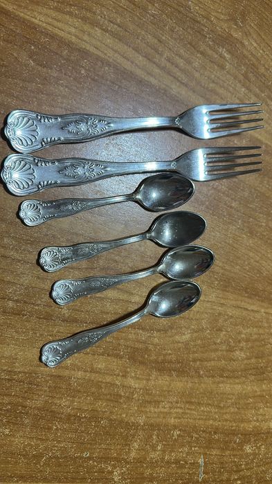 tacamuri vechi alpaca ?argint?