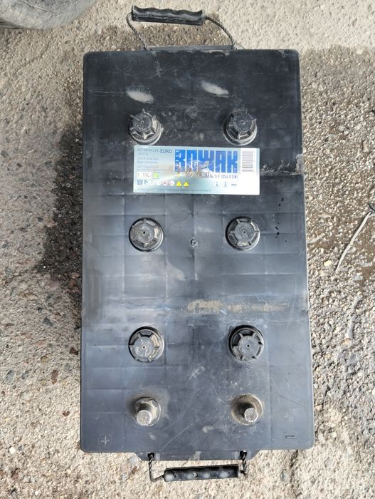 Продам АКБ "Вожак" 230Ah